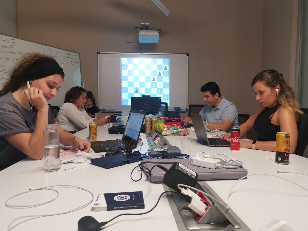 iau_ttpyo's tweet photo. Healtech Hackathon'un ilk gününde TTPYO Ekibimiz bilgilendirme faaliyetleri kapsamında mentorler ile takımların oryantasyonuna yönelik iletişimler kuruyor...
@HealtechI @IAUKampus @istkaorgtr @istkaorgtr @yildizteknopark @sbuedutr
@HealtechI @aykuthadzic https://t.co/bnPI04rC2J