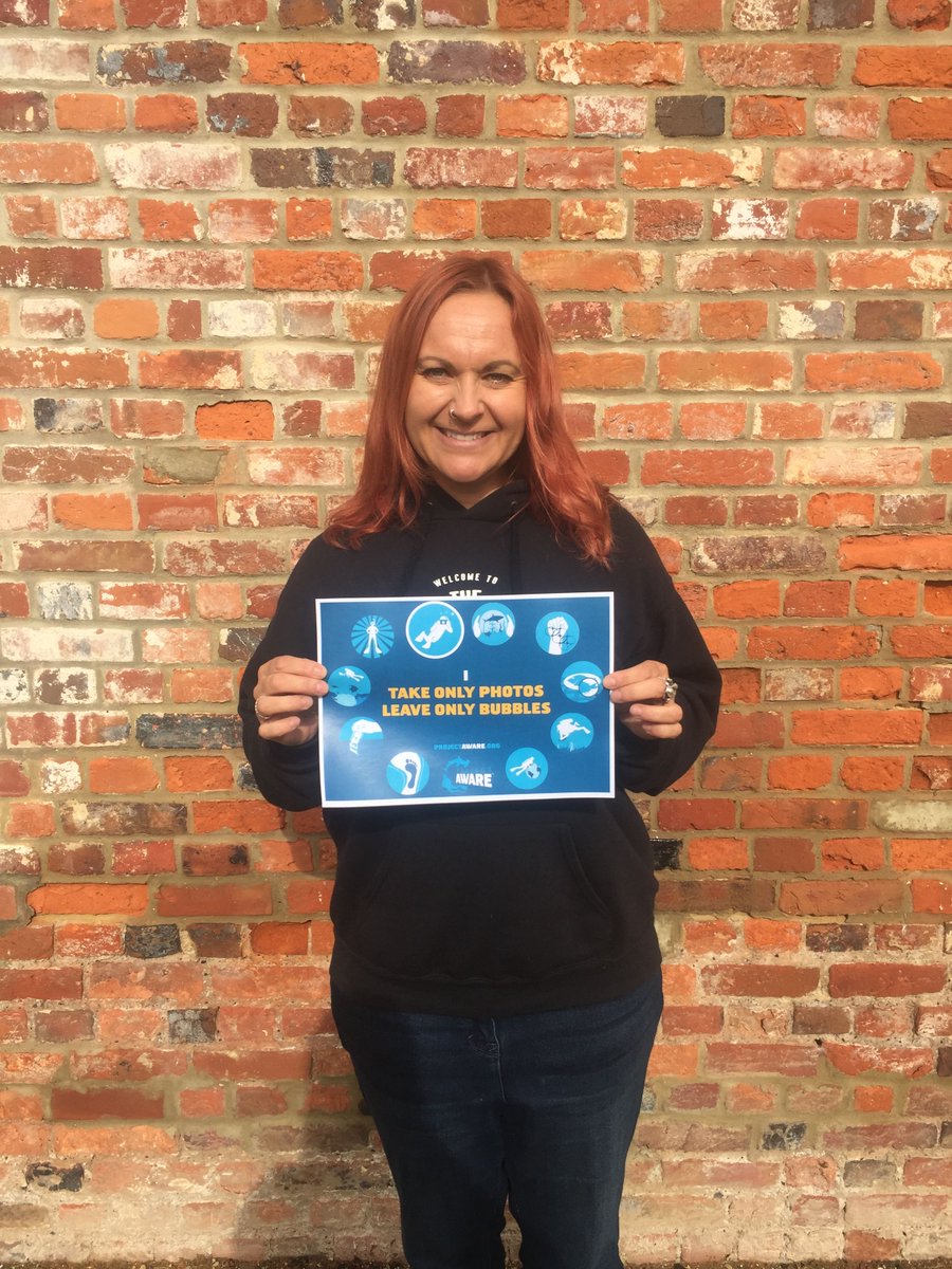 diveworldwide's tweet photo. Get involved with @projectaware #10tipschallenge
Choose which of the tips resonates with you most, take a photo and upload to social media with the hashtags #ProjectAWARE #10TopTips4Divers to spread the word.
Here are the team’s pledges. What’s yours?
https://t.co/MobHCpRFu3 https://t.co/ZcTiRyKHMz