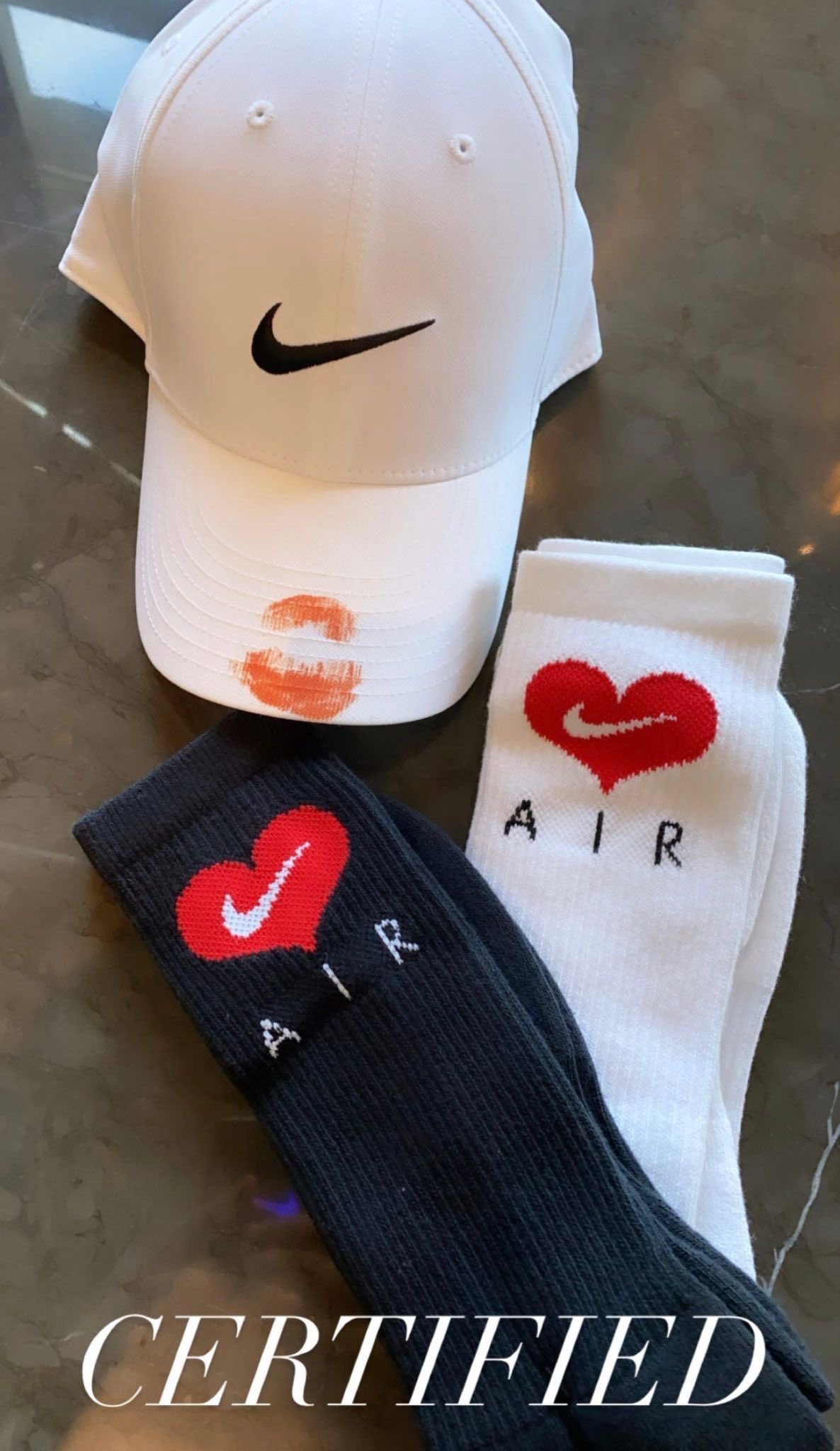 𝗦𝗡𝗘𝗔𝗞𝗘𝗥𝗛𝗔𝗖𝗞 スニーカーハック 詳細不明 Drake X Nike Certified Lover Boy Collection