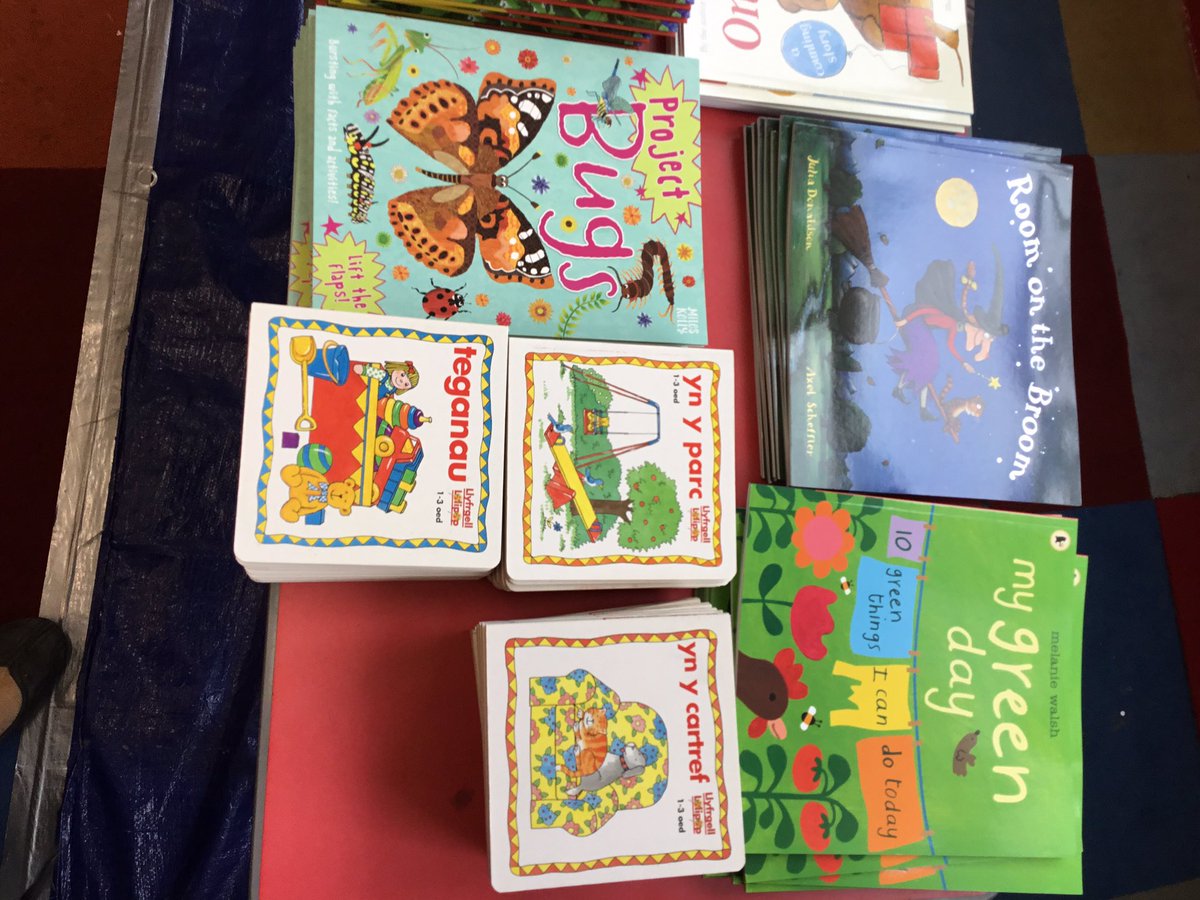 house_norfolk's tweet photo. So excited about my delivery from @Booksforbugs today. Starting to put together our parent packs ready for the new children starting on Tuesday. https://t.co/hnn6cnQiaf