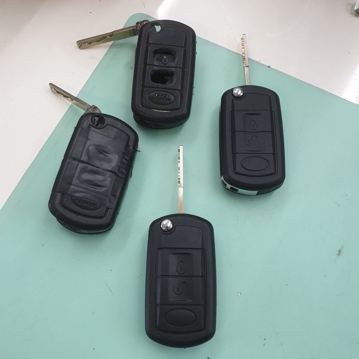 Col_cub's tweet image. Nice to get a few shoes 👞 through the doors today and couple of car key shell replacement 👌 #timpson #formby @darrenbrowna6 @TimpsonNews