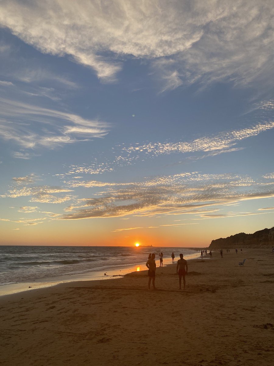 alvromurillo's tweet photo. Que bonito es Cádiz https://t.co/k0mNQ3lVOO