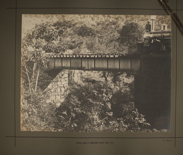 arquivoestadosp's tweet photo. Imagem da Cia. Paulista de Estradas de Ferro. “Ponte sobre o Ribeirão Preto ‘klm’ 321”. Foto de O. Sainati.
Fundo BR SPAPESP RFFSA - Rede Ferroviária Federal S.A. Guia do Acervo: https://t.co/izzJuTN3uX
#ferrovias #rffsa #arquivoestadosp #arquivopublicosp #archives #sp #brasil https://t.co/4tHfpAPJKJ