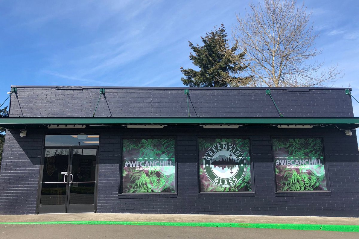 topcutfarms's tweet photo. Go check out Greenside for everything Top Cut! 
.
.
.
#greenside #kushman #dank #frostykush #keif #thc #cbd #trichome #topcutfarms #420life #growop #weed #kush #northwestweed #weedhumor #lit #smokeweedeveryday #hightime #hightimes #tacoma #marijuana #pothead #cannabis #joints https://t.co/N81RXVdAqX