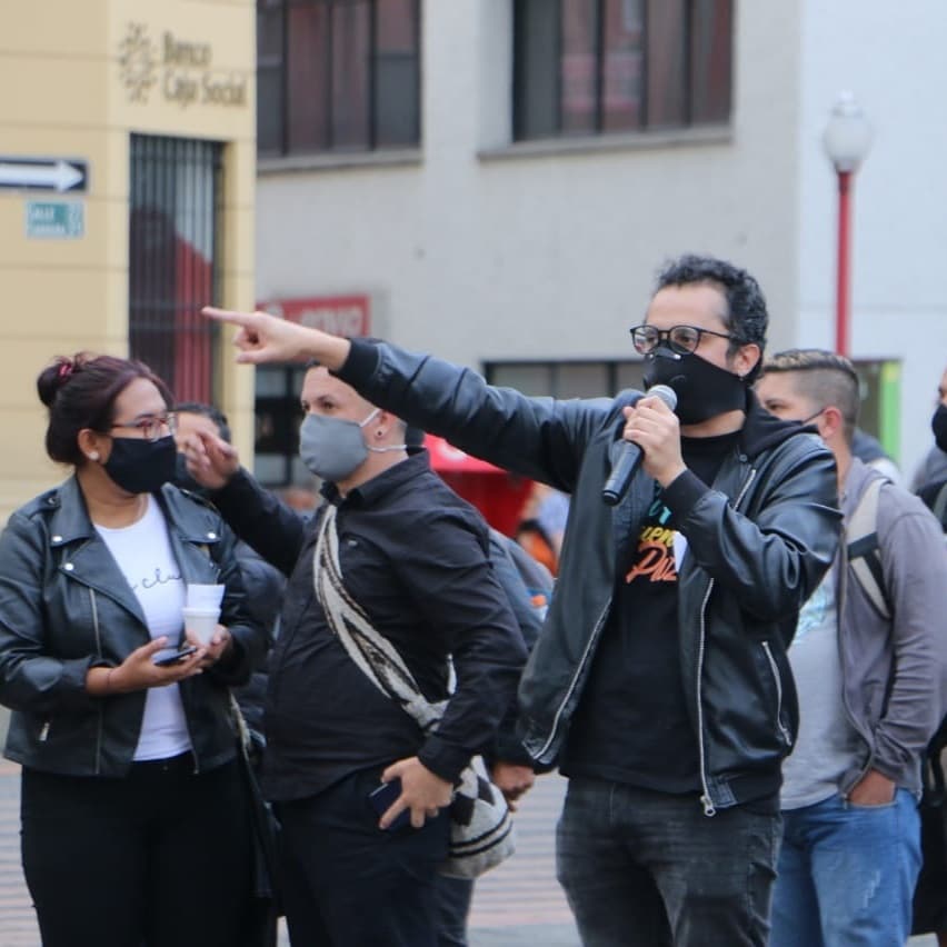 darioarenasv's tweet photo. ¡No más violencia!

¡Para la guerra nada!

¡Nada justifica una masacre! 

#ManizalesDijoNoMás ✊🏼

📷: 525 films https://t.co/Gi6o9uui89