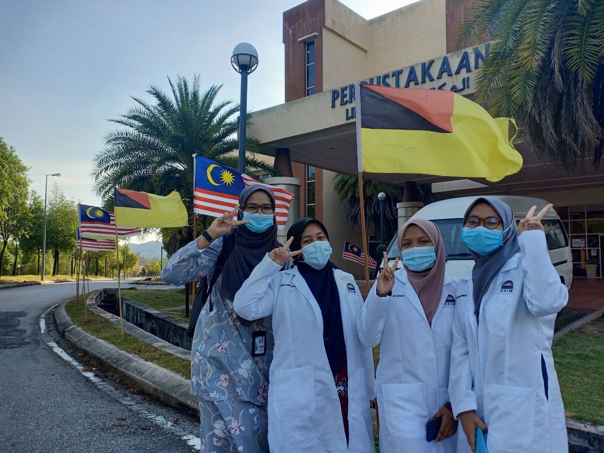 USIMLibrary's tweet photo. MERDEKA VIBES @ USIM LIBRARY
Thank You Gais..!
-----
Pelajar Tamhidi Perubatan Sesi 2020/2021
Norqistina Insyirah
Nur Izzah
Puteri Nur Athirah
Marzidah
#USIMLibrary
#merdekavibes
#MalaysiaPrihatin https://t.co/8EApXvRbKO