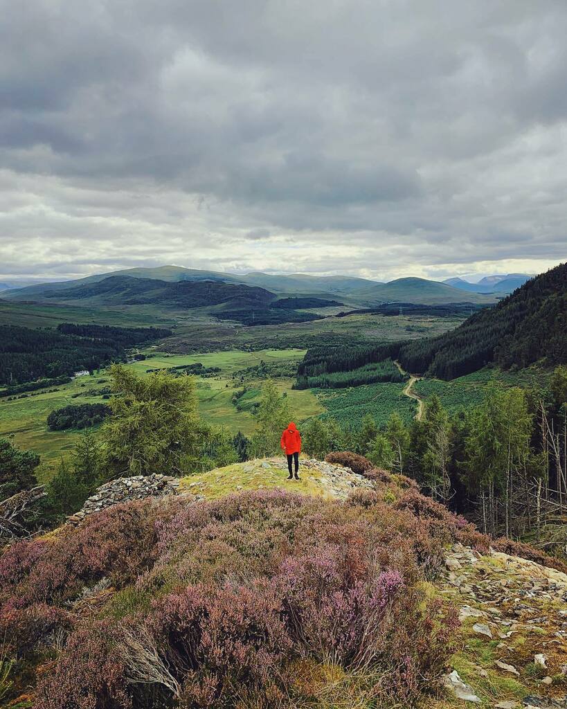 megaphonics's tweet photo. #VSCOcam #summerinscotland #roadtrip #letsgohiking #thesummit https://t.co/zFpn3EcA6C https://t.co/Qd8fK1LdAM