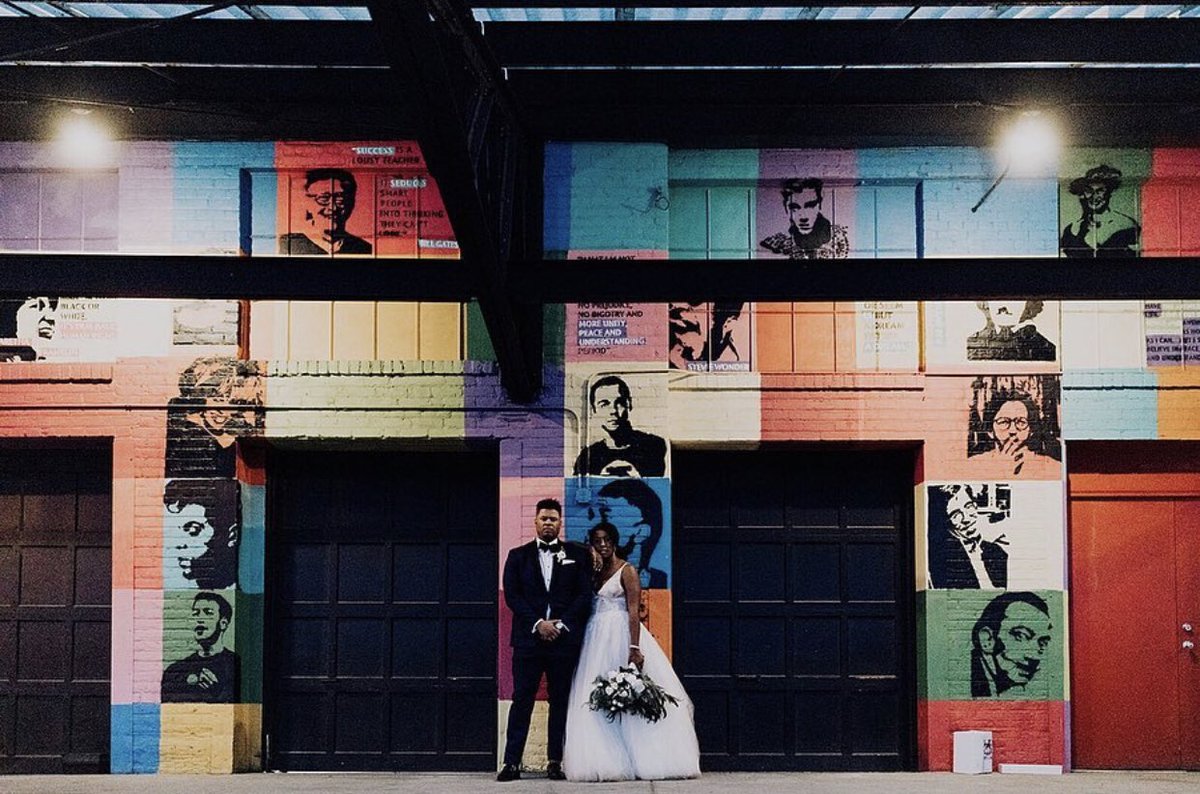 The perfect backdrop for your wedding photos! 🎨🙌 #RedSpaceEvents