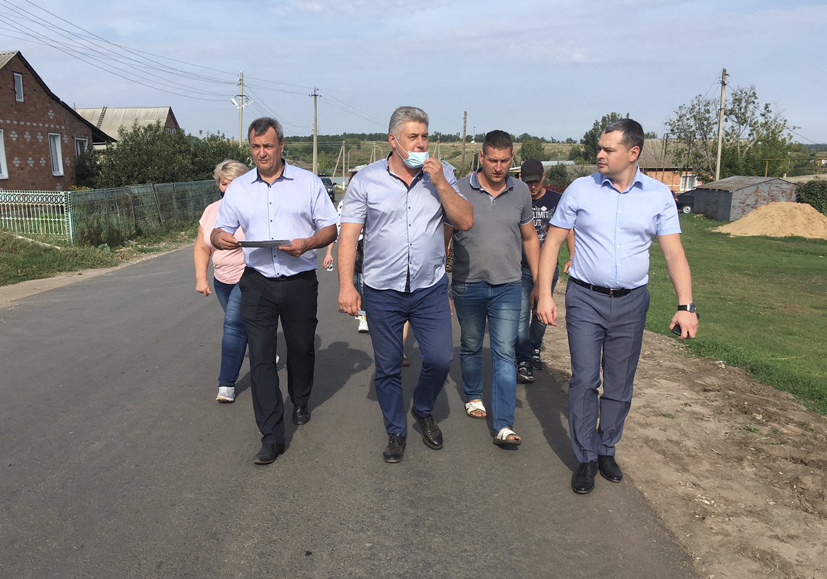 Жители благодарят за проведенный ремонт дороги по улице Аптечной – она ведет к сельской больнице. Общая протяженность – более 1100 метров.