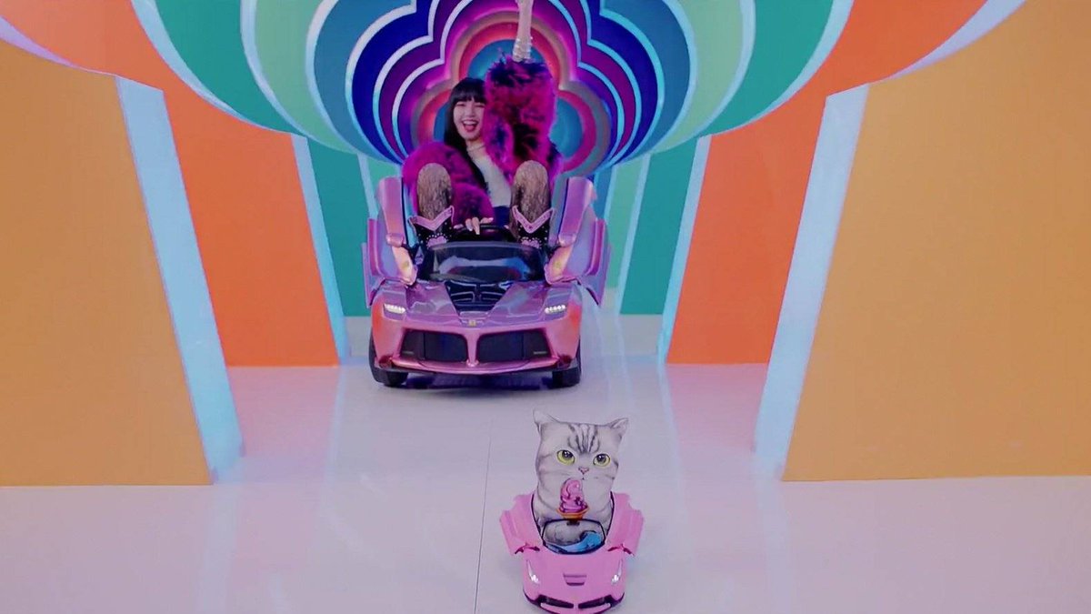 lalisabrasil's tweet photo. 🍒 • 3ª Pergunta do #GamePoser:
- Lisa tem 4 gatos de estimação. Como é o nome dos gatos dela?
N/T: As respostas devem ser qualquer coisa menos a verdade.
Respondam com: STREAM ICE CREAM + @BLACKPINK https://t.co/Uap2nfHiz4