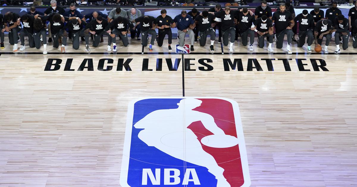 EndofSportPod's tweet photo. I know we said the next episode wouldn't drop until Monday, but we couldn't help ourselves.
Some of our thoughts on what was a truly historic week in sports. ✊✊✊
#WNBAStrike
#NBAStrike
#BlackLivesMatter
👇👇👇👇
https://t.co/qBtIqmvZ6Q https://t.co/O90B6b9BHI