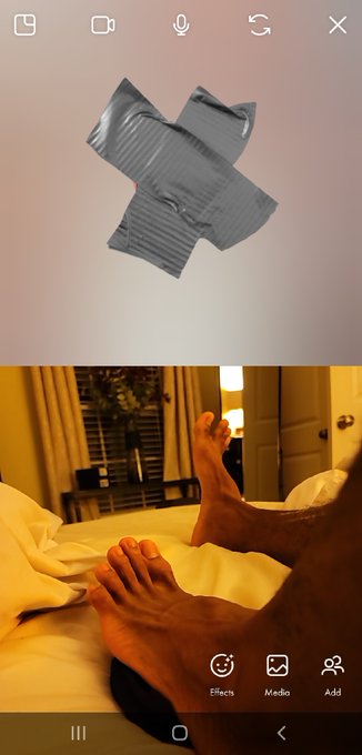 Watch Foot Bae's leaked NSFW photo on TwXstars