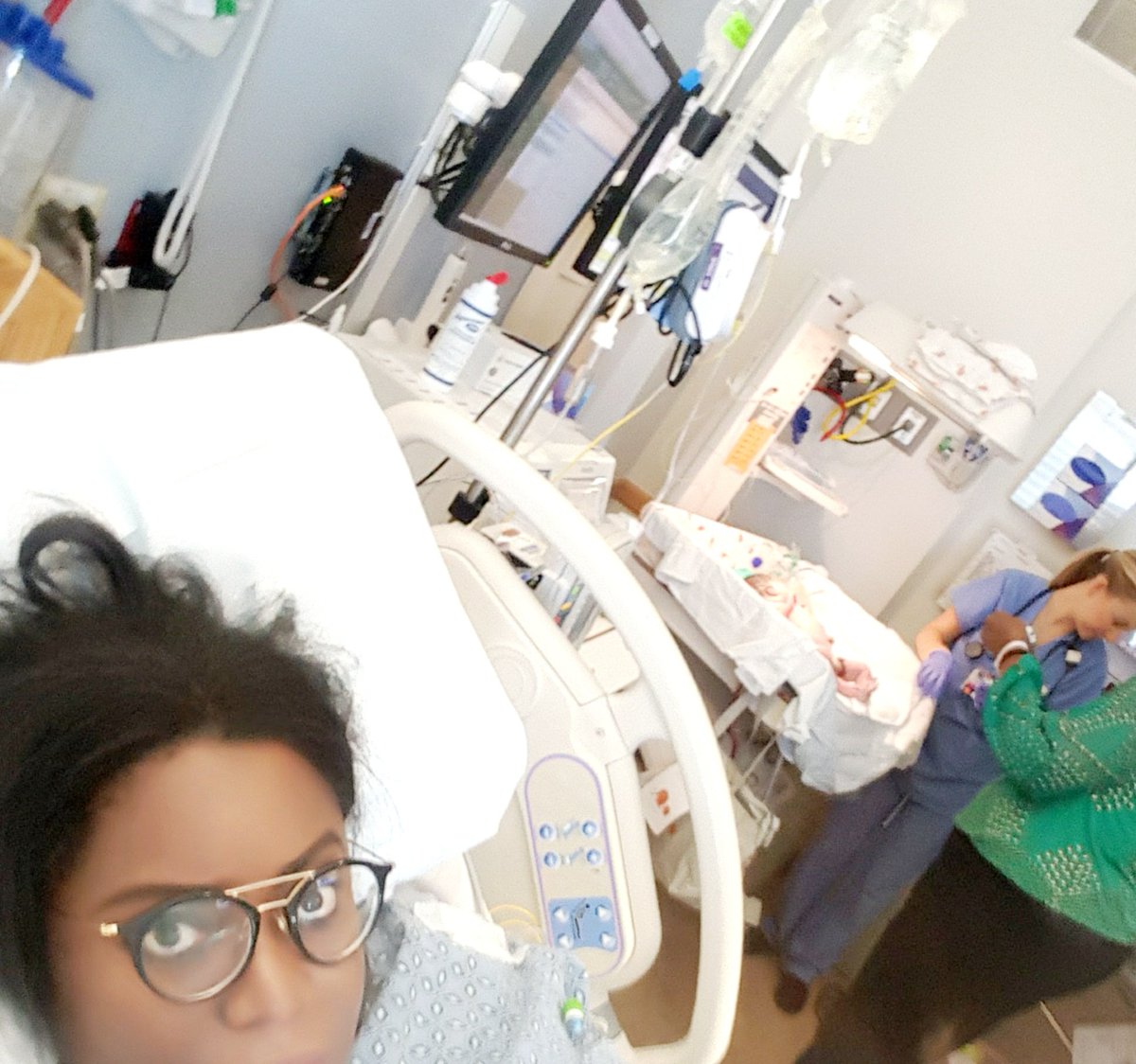 UchechiUwanaka's tweet photo. Throwback 2017.. days before giving birth &in the hospital after pushing out 10 pounds of Blessings...Phoenix, Arizona
#birthday #pregnancy #delivery #hospital #Phoenix #phoenixarizona #happybirthday #pregnancyshoot #BBNaija #BABYBUMP #Throwback #babyboy #Nigerian #bouncingbaby https://t.co/Jclh15qZWW