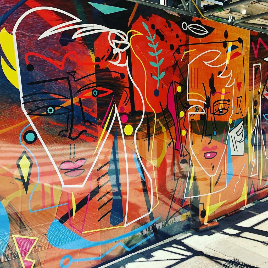 skeirgallery's tweet image. If your out and about this weekend pass by my mural project ift.tt/34GMSZz  #thepatchproject #publicart #mural #shawnskeir #skeirgallery instagr.am/p/CEcatSug2l5/