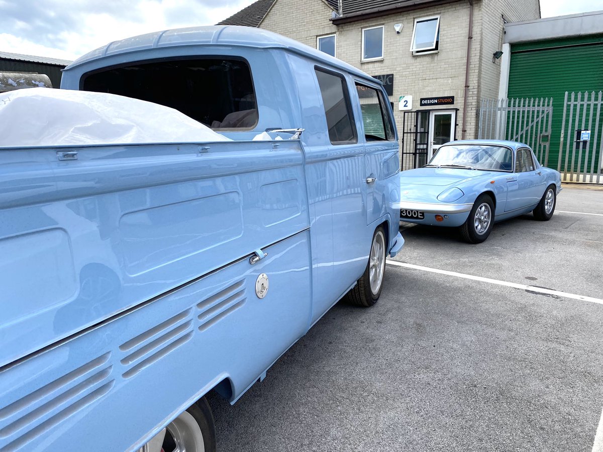 Wizard_VW's tweet photo. #Vw #crewcab #vwclassicpickup #skyblue #classiccar #restoration #heritage #thisonesmine https://t.co/DHAret7q2S