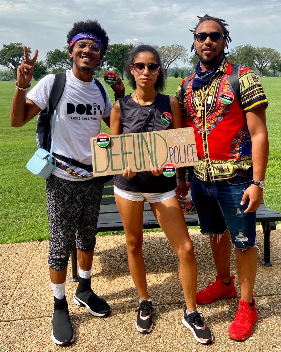 HippyPotter's tweet photo. 8.28.20 #MarchOnWashington #CommitmentMarch2020 #GoodTrouble #DC #History #Unite #Rise #America #GetOutTheVote #BidenHarris2020 #DORiS #peace #love #music https://t.co/zO9Ge2Z2dF