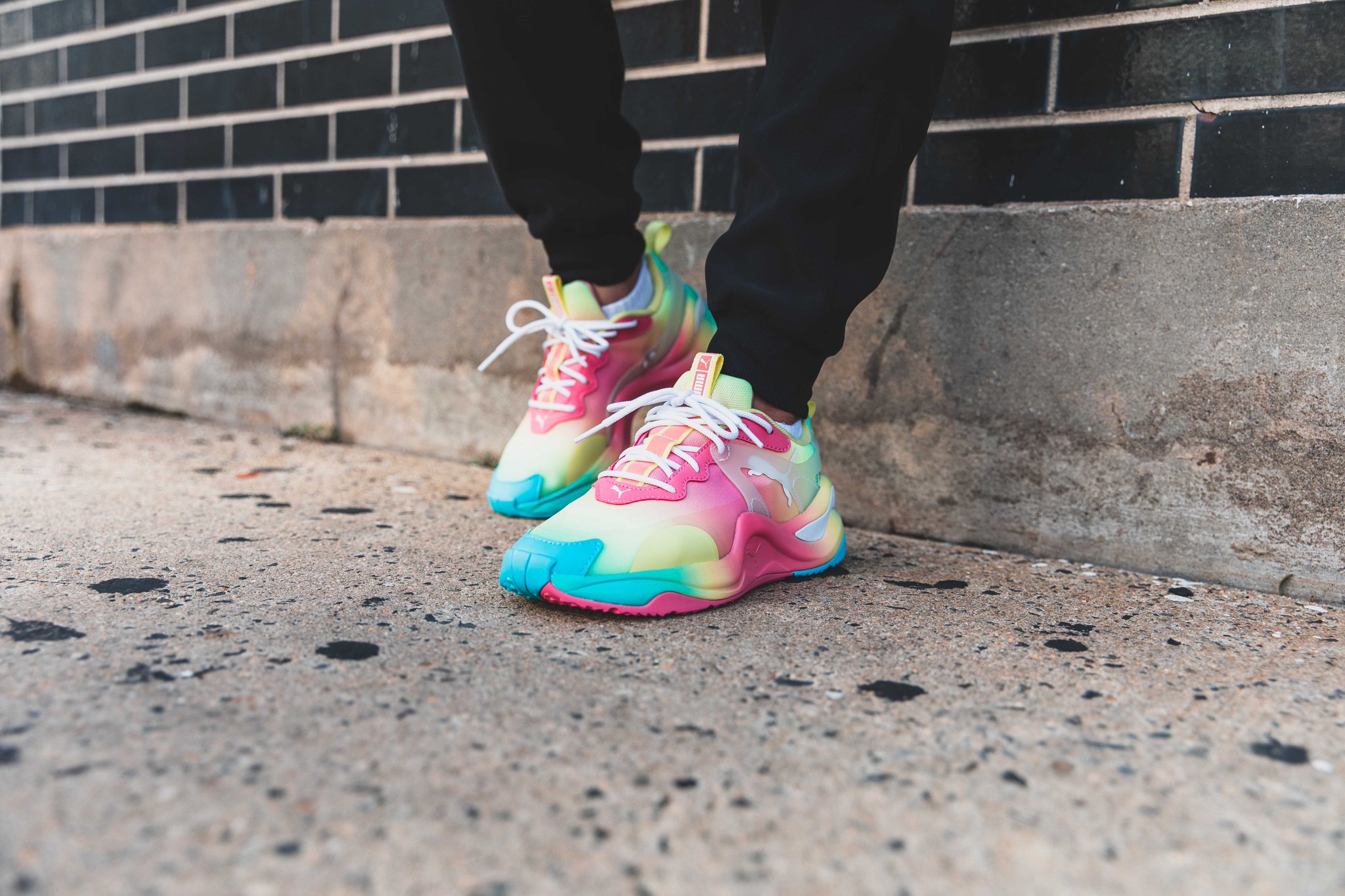 rise tie dye women's sneakers puma