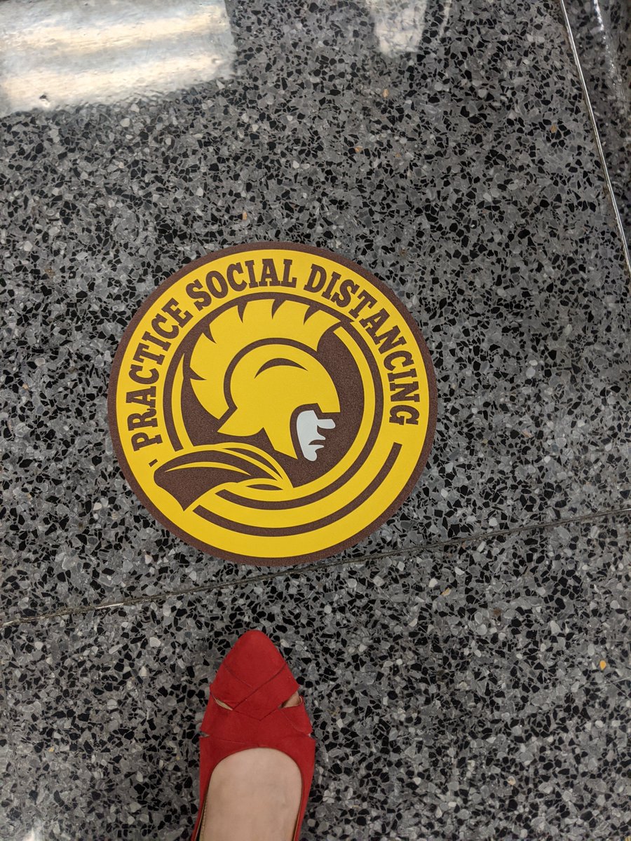 MizSharpBVEng's tweet photo. A couple of pics from a very different Back to School week. Hopeful to continue in person with @Barons901. Stay healthy, Barons! https://t.co/06HEWZadRa