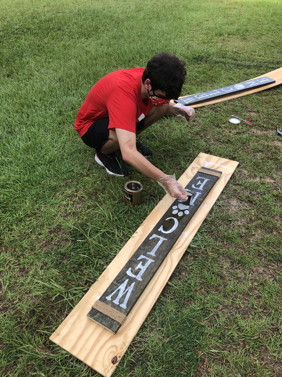 WorkshopWildcat's tweet photo. These @RichmondHill_HS wildcats have been busy getting their shop ready! #BetterTogether #VocationalLearning https://t.co/amm6SUF2Ys
