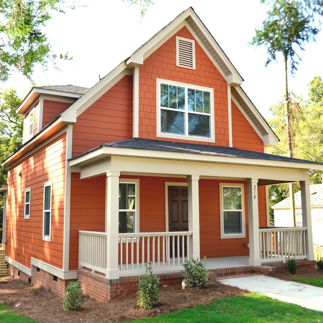 HomesofHopeSC's tweet image. Home has never mattered more ❤️ Our homes are designed with a signature, craftsman style architecture, built with high-quality materials, are energy-efficient and are indistinguishable from other market-rate homes in the area 🏡