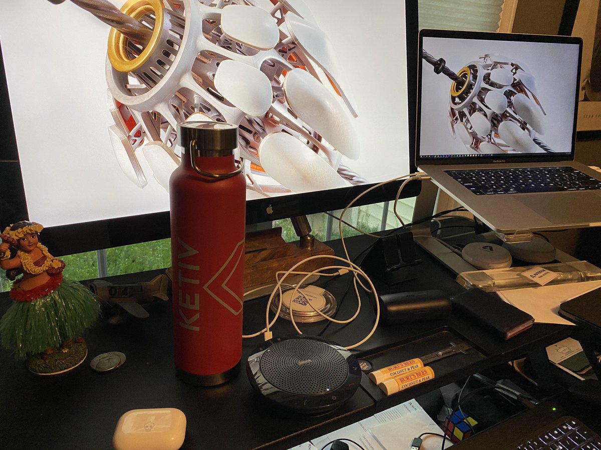 lorenwelch's tweet photo. Looks like the team at @KetivTech wanted to make sure I stayed hydrated this weekend. 

Many thanks! https://t.co/vdl18vhvSg