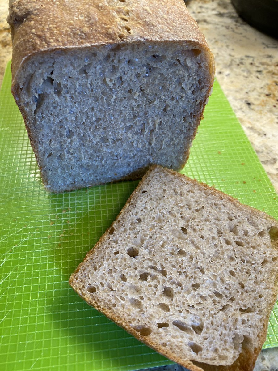lelenanam's tweet photo. My new bread, this time it looks so nice ☺️ https://t.co/T3zA4xexQ5