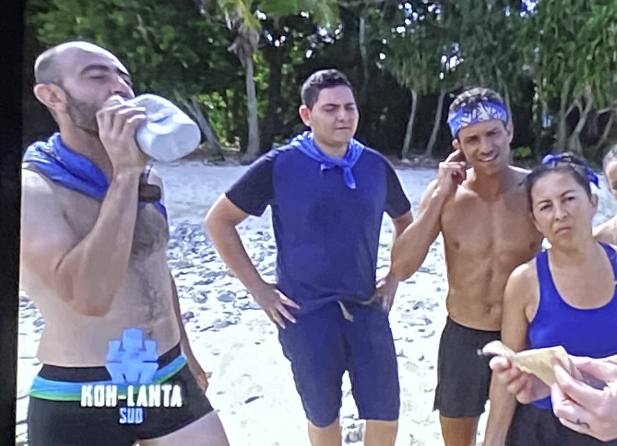 Le mot de trop tweet media