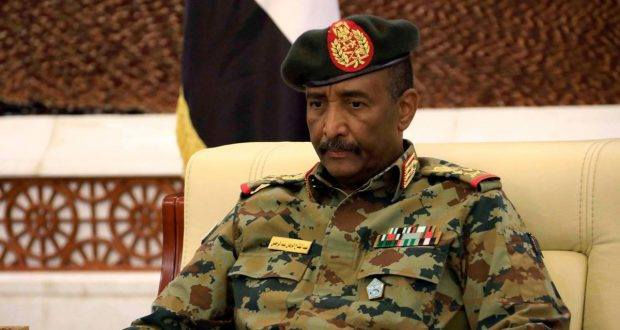 AminElMahdy's tweet photo. حمدوك والبرهان ومافيا شركات الجيش في السودان : جيش الجلبان 
والخصيان والجواسيس واللصوص والبلطجية المصري مر من هنا:"...وقف لواء سافل صايع ولص وضيع في مصر ليقول :"شركات وزارة الدفاع عرق الجيش وسنقاتل دفاعا عنها ولن نسمح للدولة بالتدخل فيها"..." https://t.co/u6N1JXA8Zn https://t.co/x83957S3Tt