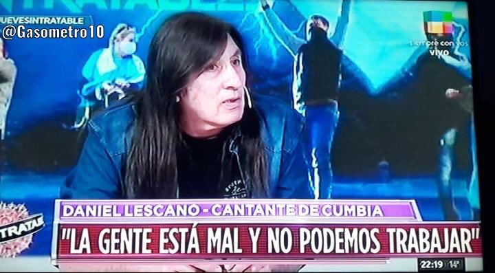 y_gedes's tweet photo. Mi viejo en el programa de intratables ayer la rompió . 
#DanyLescano
#DanyLescanoYSuFlorDePiedra 
#RqProducciones 
#CumbiaCabeza
#VosSosUnBoton
#ElPrimeroDeLaCumbiaVillera
#Intratables 
#America  @chesterzeta @elraulbaez @ElTigreMarcelo @tropitangook @TraikoPinuer @gasometro10 https://t.co/oTQ7BXcT26