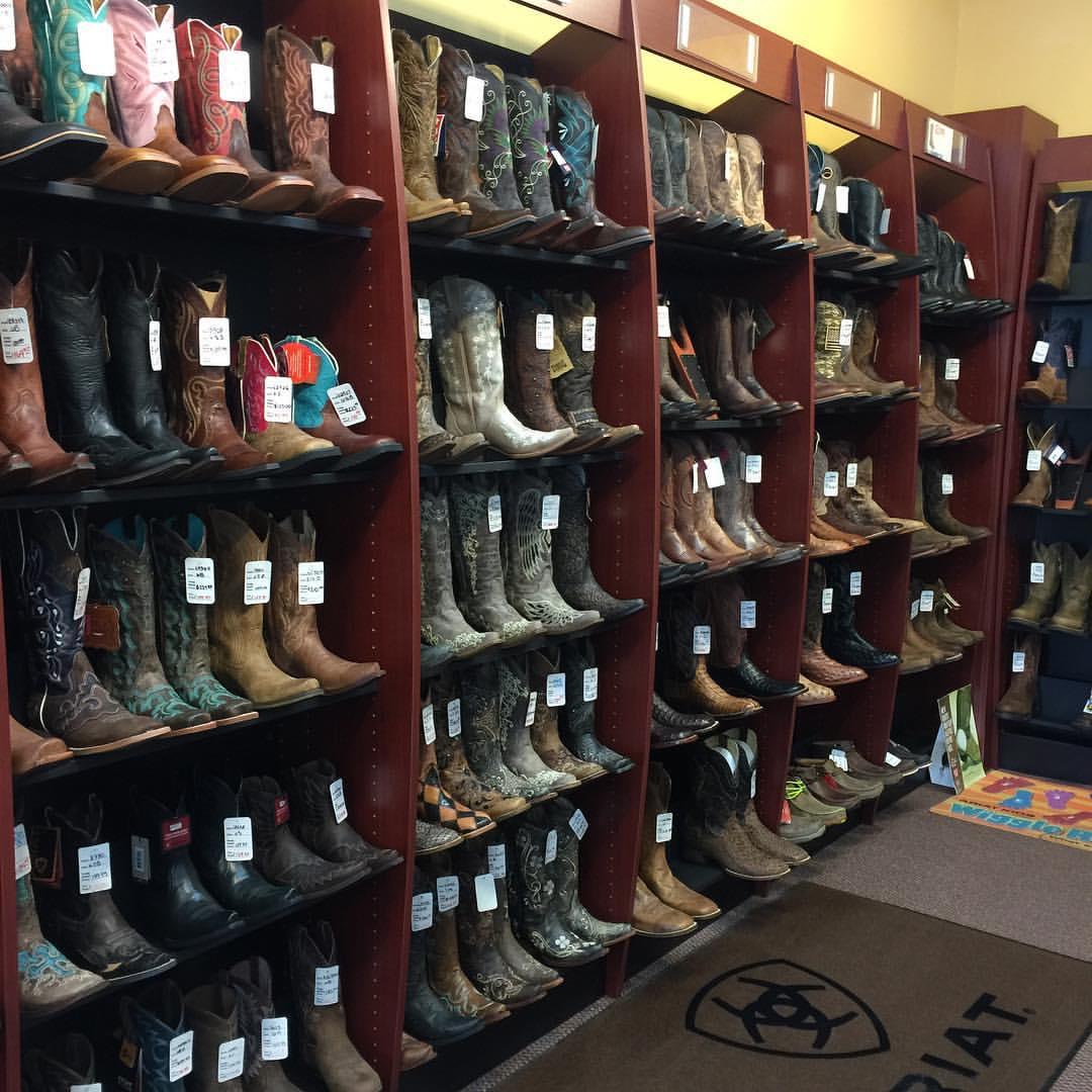 Boots and Buckles (@traciesboots 