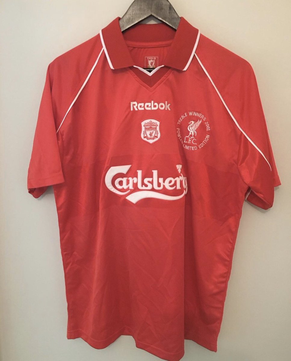 JoesShirts's tweet photo. Nice Robbie Fowler Treble winners signed box set. Comes in a presentation box with certificate of authenticity. Great bit of signed memorabilia!
#LFC @kitforbrains https://t.co/xIlC7UOOcV