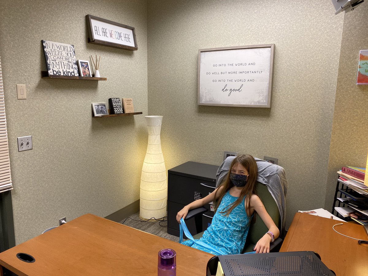 DavichMrs's tweet photo. Introducing the new, super chill, LSHS psychologist!  Will solve all your problems for a few M&amp;Ms 🤣 J/K...moved offices and I needed extra muscle 🤪😘 https://t.co/ZYAwyFI7gv