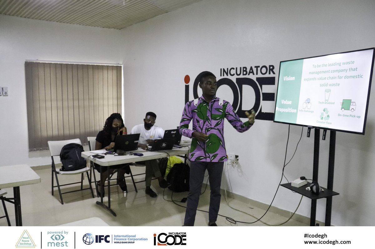 benagyit's tweet image. Yesterday and today have been great experiences in @icodeteam Incubation program for #NaturalResourceDataChallenge.  I had the opportunity to pitch on how waste value chains could be expanded to promote environmental health and economic inclusion.

#iCODEGh #MESTAfrica #NatResDat