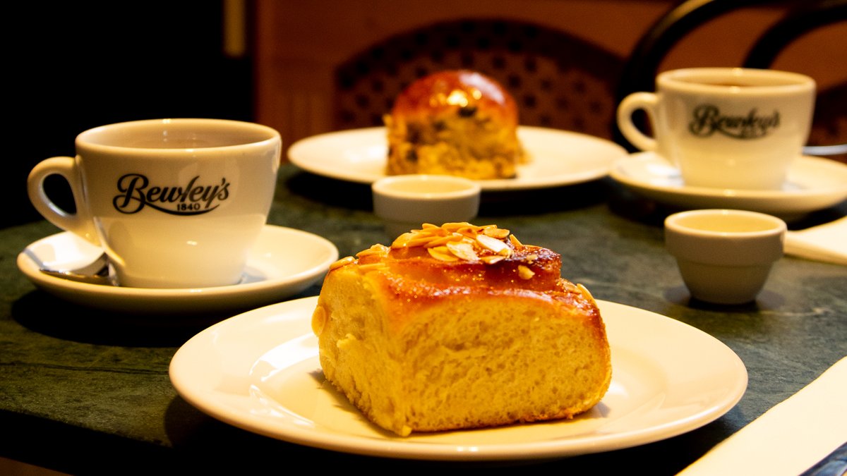 Bewley's Café Grafton Street tweet media