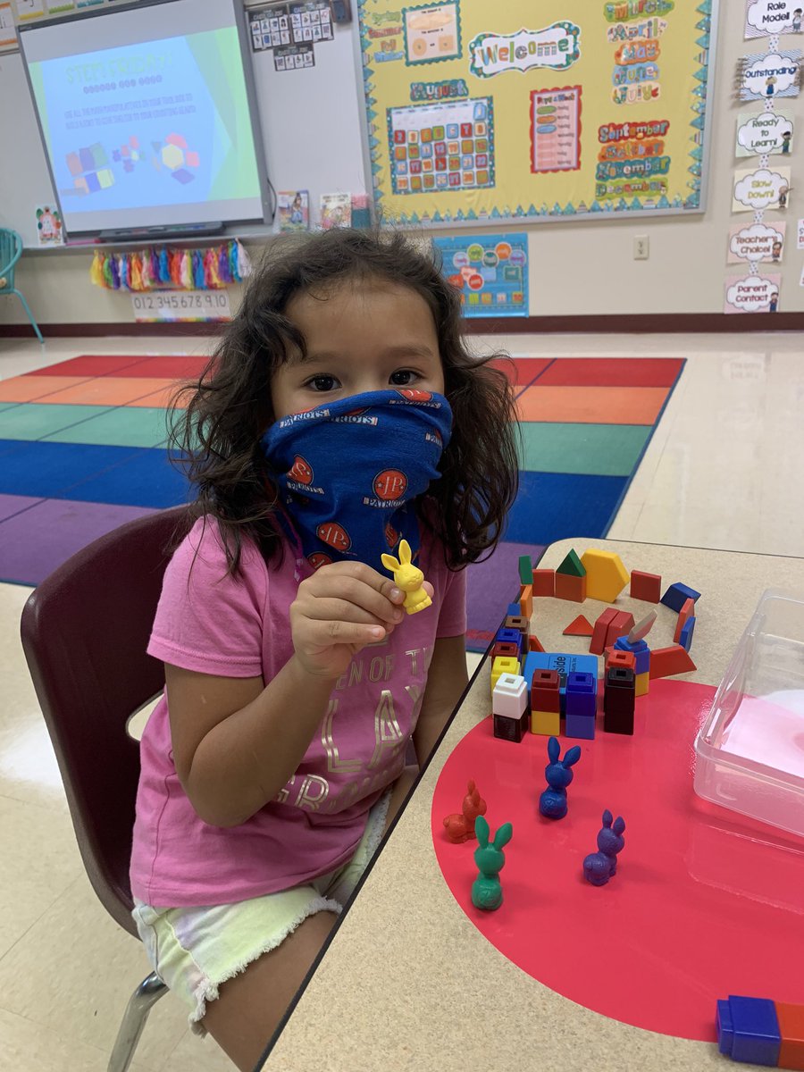 madisonfevans's tweet photo. Today’s STEM fun Friday activity was to create a fort for their counting bears using their math manipulatives and tools! Love the creativity they displayed 😍👏🏼 @jacktylerisd #STEM https://t.co/lcbLMkhRJW