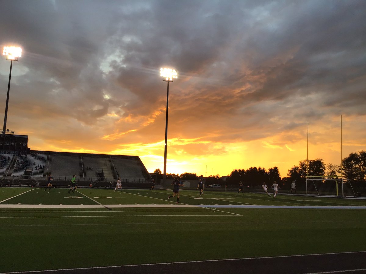 Beautiful backdrop to an even better looking goal. CATS up 2-0 at the half! <a href="/DavidsonHS/">Hilliard Davidson</a> <a href="/HDgirlssoccer/">HDHS Girls Soccer</a>