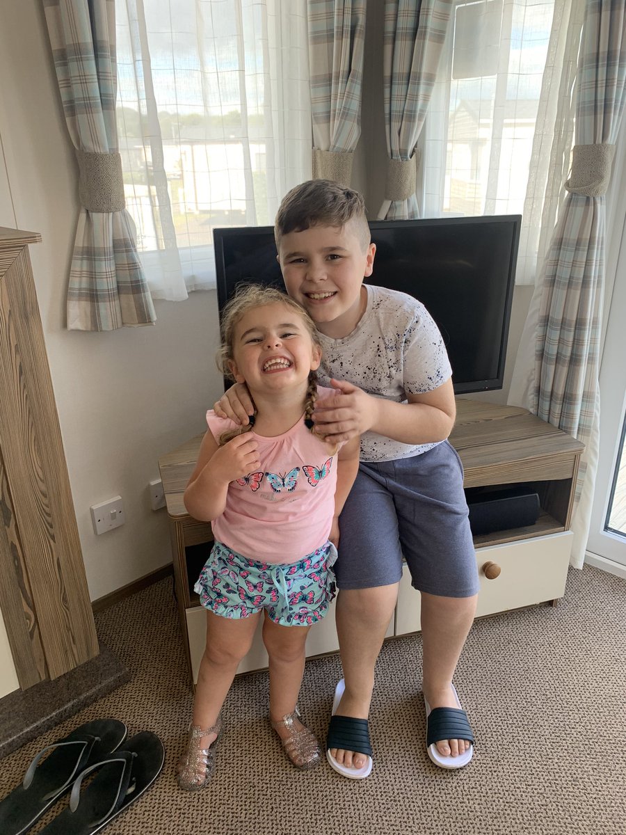Emma_pink86's tweet photo. My world 🌍❤️😍 xxx https://t.co/fG0jrKzkOi