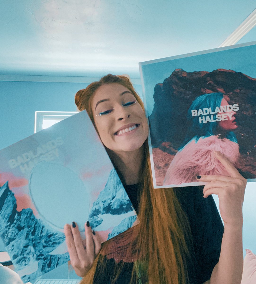 tenderyllowblue's tweet photo. have fun in kindergarten, badlands. Thanks for being my comfort album and showing me who I am. #5YearsOfBadlands ✨⛰💙💕 thank you @halsey for bringing this album to fruition and forever changing so many lives while doing so. I love you. https://t.co/hyDkg7MGTM