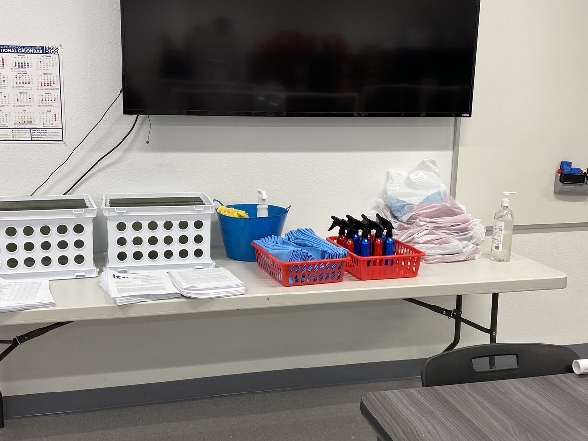 PctKcal's tweet photo. Ready for the new batch of PCTs on Monday. I think the desk shields our team of health science teachers made turned out pretty good. May even let the students decorate the PVC pipes if they would like to. #CelebrateKISD #CTEinKISD https://t.co/2aJucyVCDf