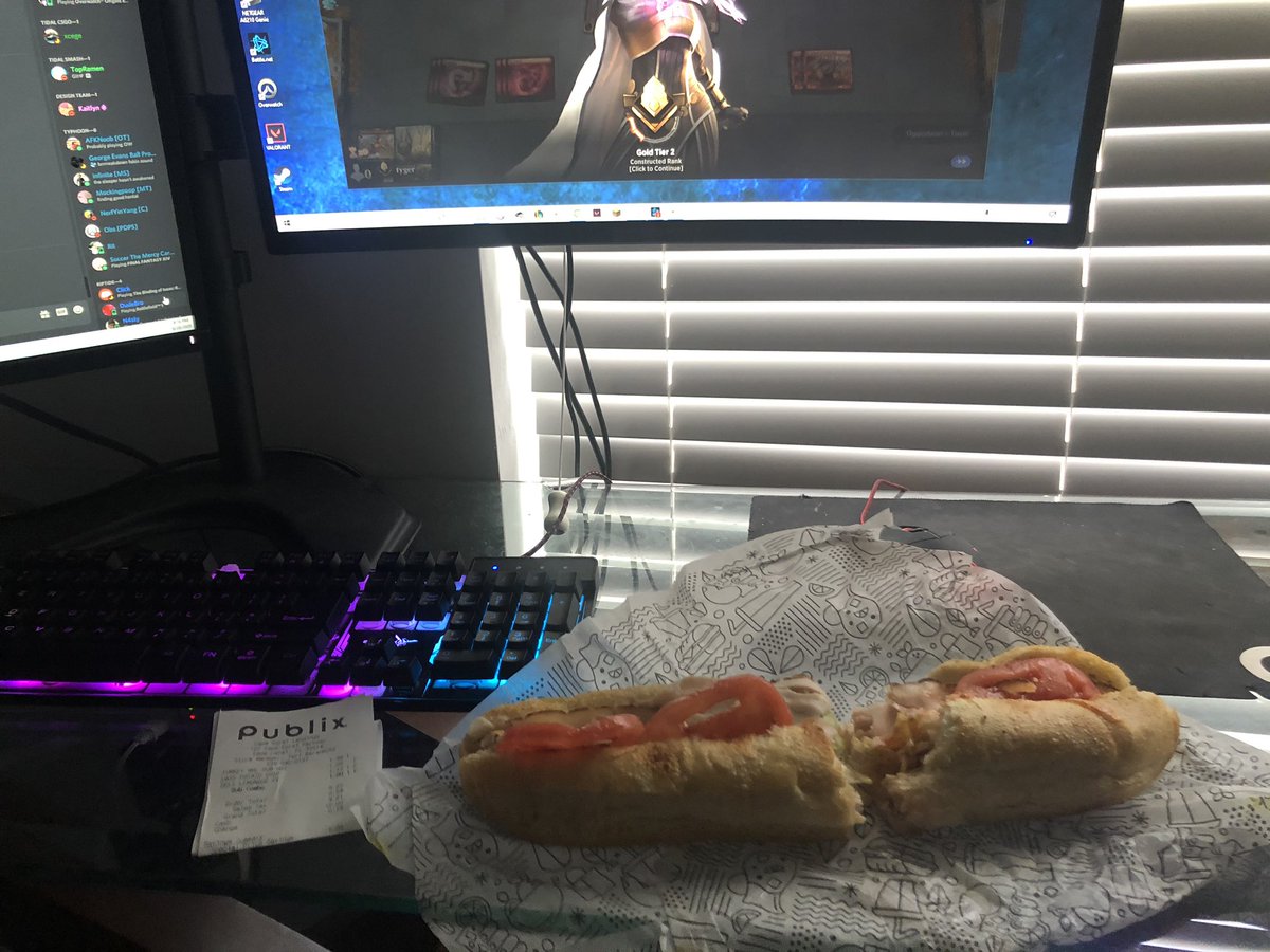 Day 2 I got the Terkey Jerk sub. It was good it was a lot more spicy that I was expecting, I thought turkey would be bland but it was really good 8/10