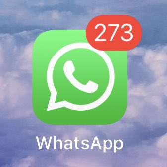 danhaque's tweet image. #groupchatproblems