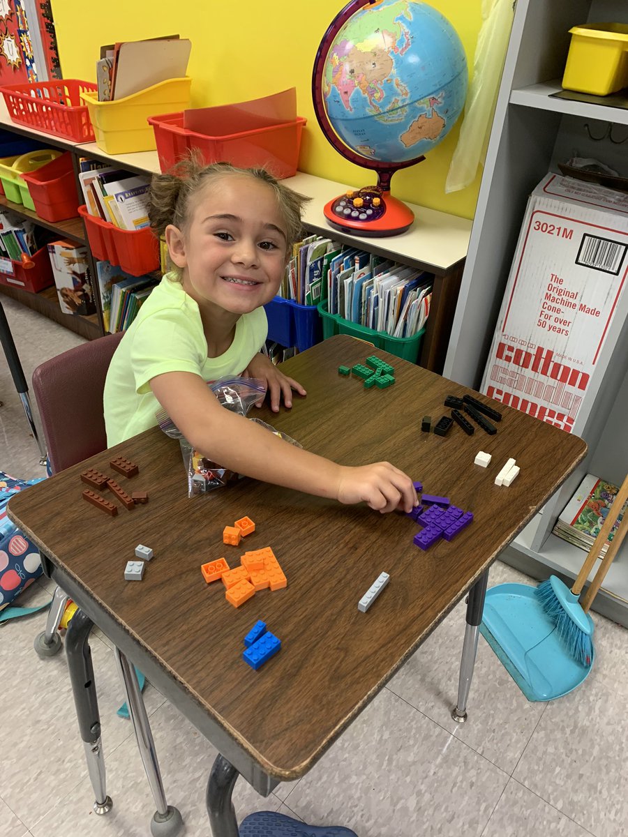 ShanaVincentRCE's tweet photo. Kindergarten learned about having a good foundation, sorting, and building today. They were so excited they asked if they could come back tomorrow to do it again! #ourfutureengineers #ilovemysteamjob @RCESteam @RCEMustangs https://t.co/jtmFGzNK02