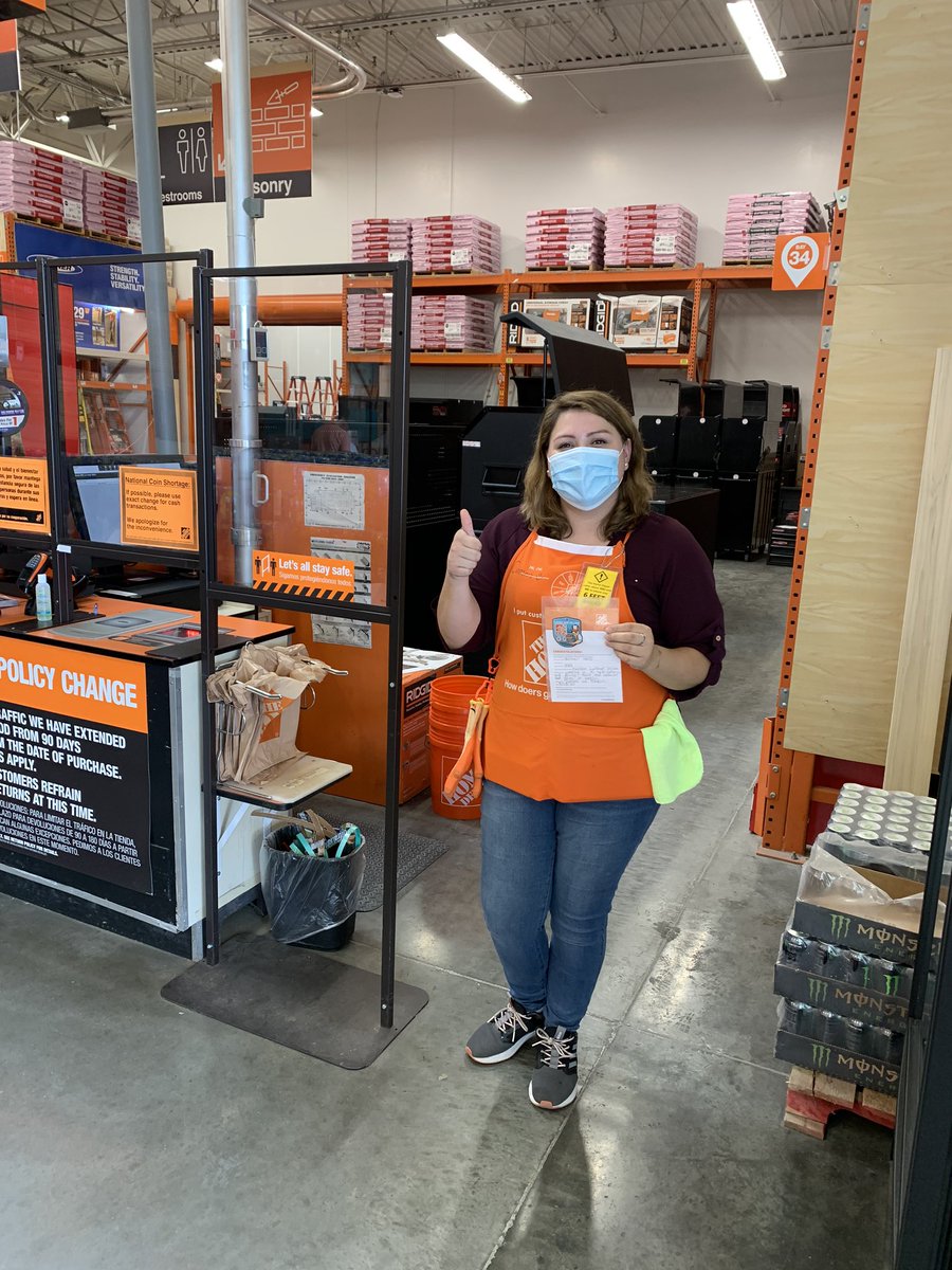 Carmen is brand new and she is already jumping in to help with load outs and driving excellent customer service with every transaction. Great job! @LeahVienhage @jasonhd8966 @THDdiego @JasonBallDM198 @WerneckeNickie @MikeCaplinger1