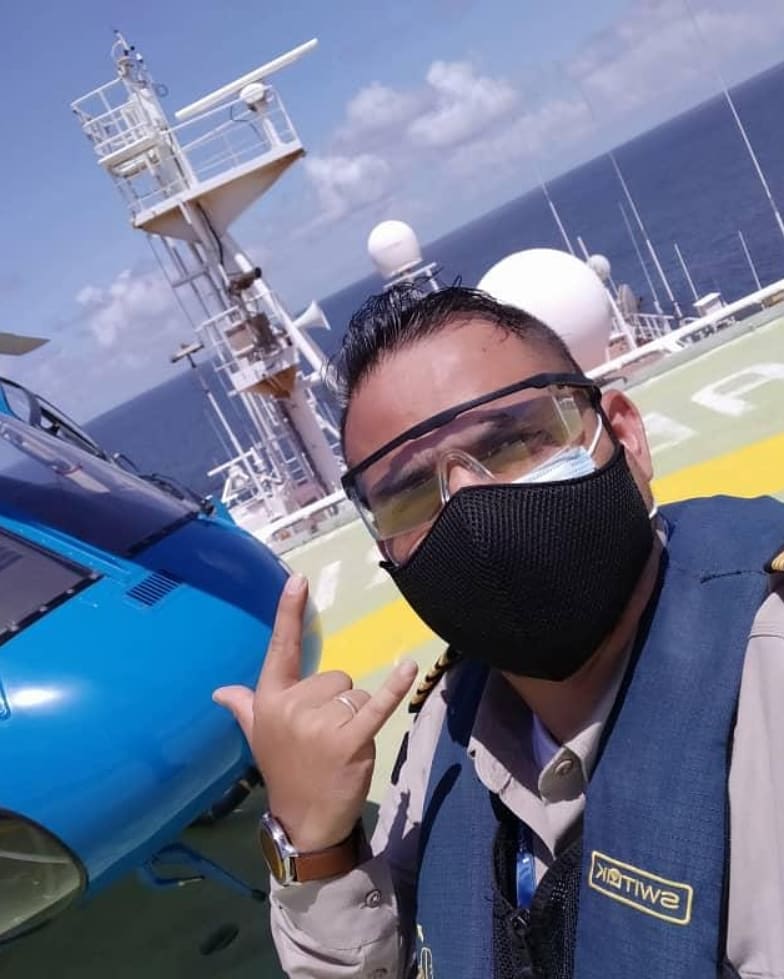 Venerotor's tweet photo. AS355NP #YVO171 @airbus_helicopters
📷: @andrewhelicopter
-
-
-
#AS355NP #InstaPilot #HelicopterPilot #InstaHelicopter #Heliporn #Chopper #Helicopteros #Venerotor #QAP https://t.co/UScViQMdge