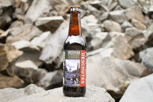 DeschutesBeer's tweet photo. Stouts are summer beers, too. 😉☀️

#DeschutesBrewery #ObsidianStout #CraftBeer https://t.co/ekXgOGfyT2