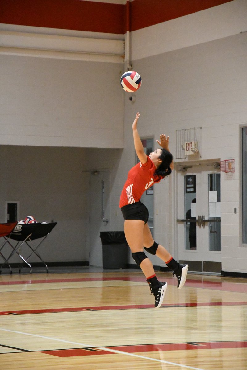 The Lady Lions came out on top of Colorado City in three sets!! Congratulations ladies! #NoLimits