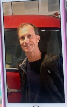 CTALERT's tweet photo. Fairfield Emergency Services needs your help in locating 60 year old Larry Dunn. Larry has early stage alzheimers and has been missing since 10:30 today. He was last seen wearing gray shorts, a blue or gray T Shirt, white sneakers,  https://t.co/iHQnVQ4dcn https://t.co/CMijCqX1QR