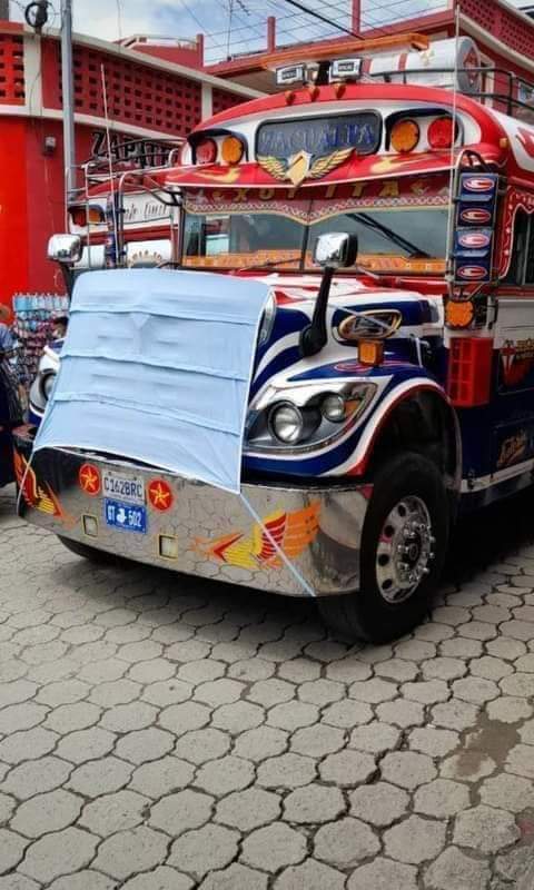 ReFer_coconut's tweet image. COSAS QUE SOLO PASAN EN GUATEMALA...