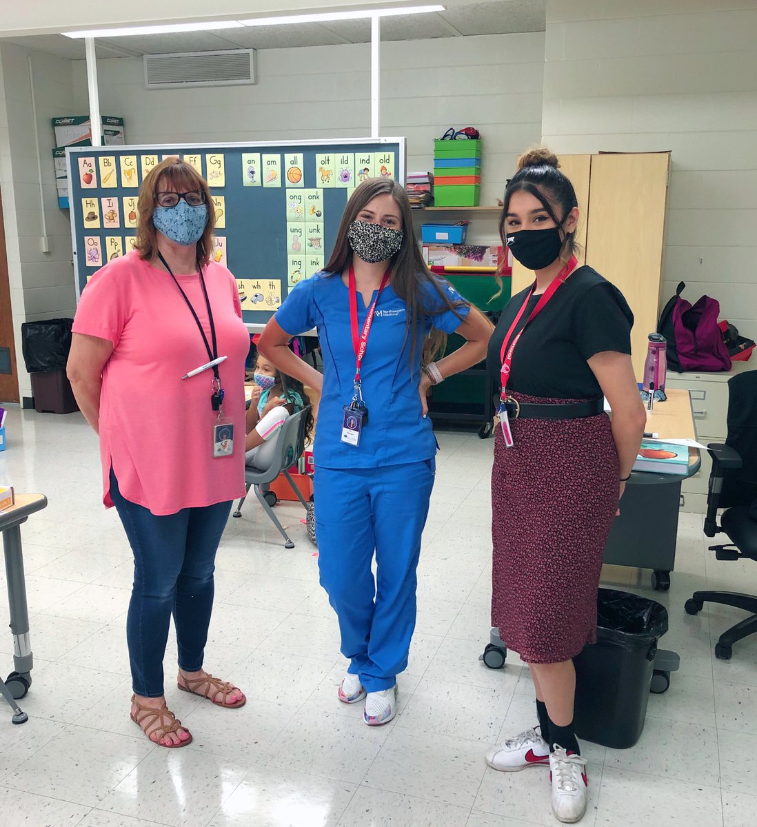 missplanera's tweet photo. Survived the first week back!😷🍎#D142sped https://t.co/JLTQoIkHV6