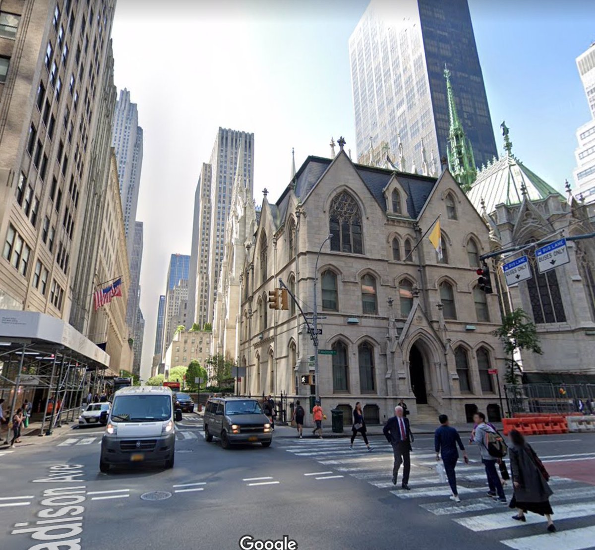 Here's the Vatican flag flying over a church in NYC. The VATICAN CITY is against abortion & gay marriage, & considers homosexuality a sin. This building HAS actually had "BLM" spray-painted on it, but no vandalism in relation to the VATICAN'S policies. 8/